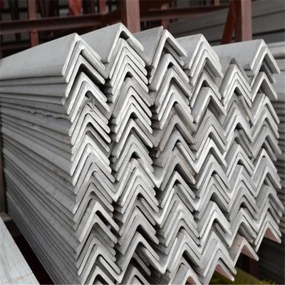 Constructional Equal Black Angle Steel Bar ATSM Non Alloy SS400 - SS540 Series